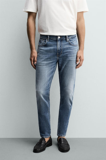 Basic Slim Fit Jeans