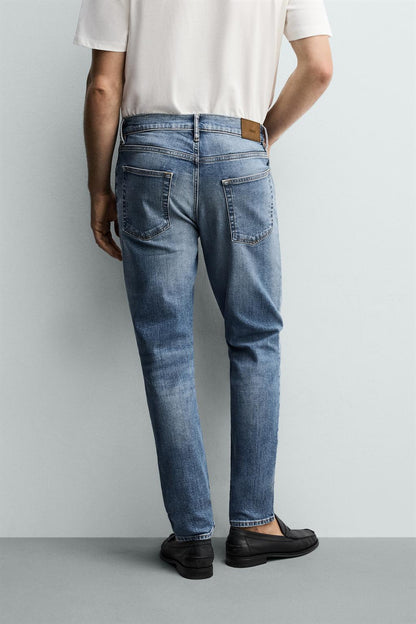 Basic Slim Fit Jeans