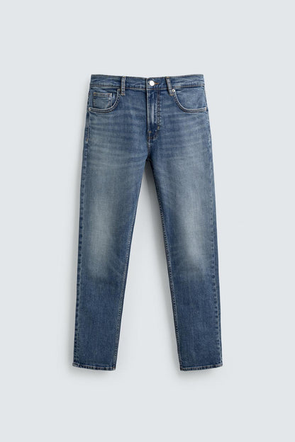 Basic Slim Fit Jeans