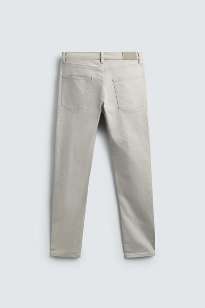 Basic Slim Fit Jeans
