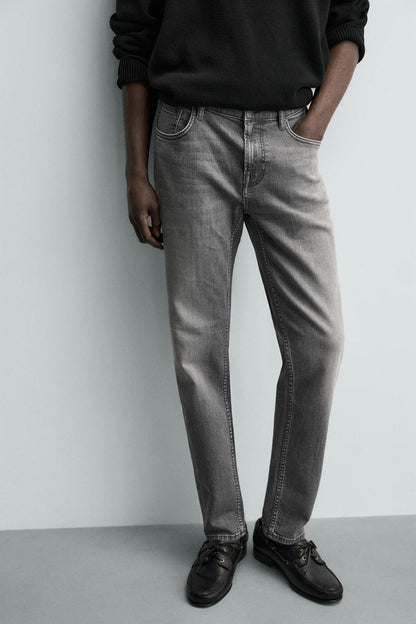 Basic Slim Fit Jeans